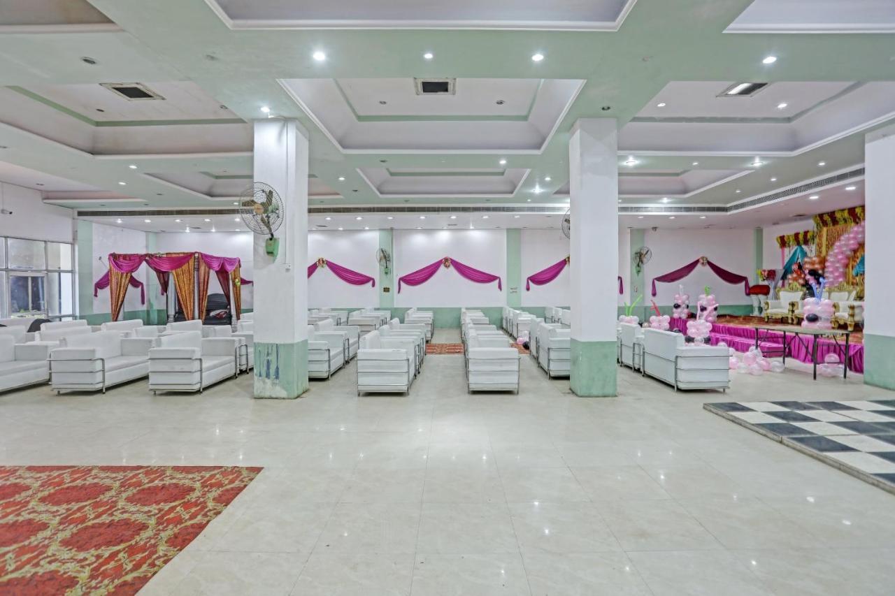 Collection O 85238 Tulika Garden Hotell Izatnagar Exteriör bild